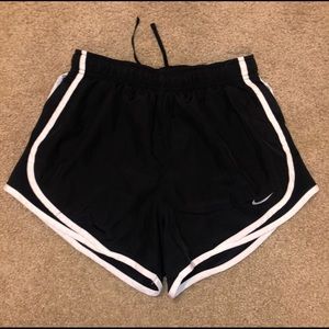 Nike women’s shorts